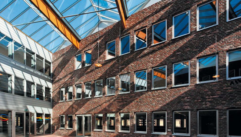 verpleeghuis-bruggerbosch-in-enschede-door-jorisssen-simonetti-architecten-1